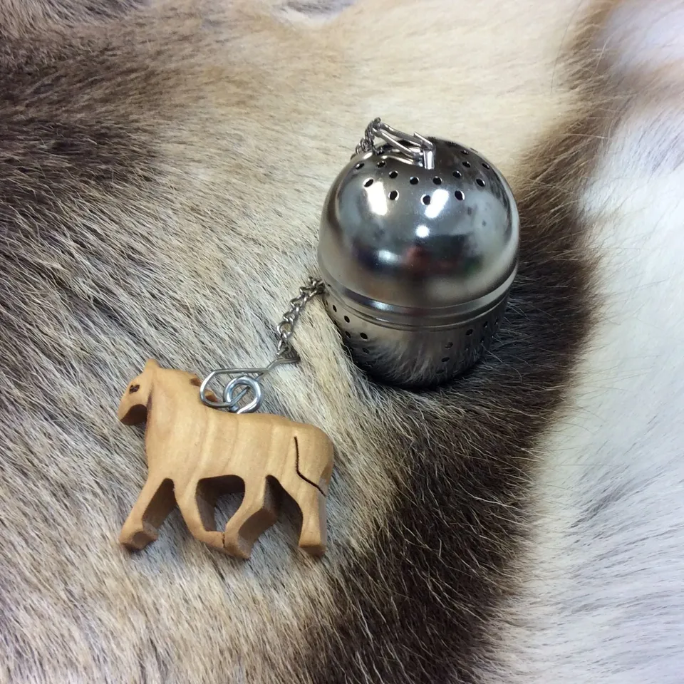 Wood Jewel Pferd Teesieb Edelstahl Visabirke Griff