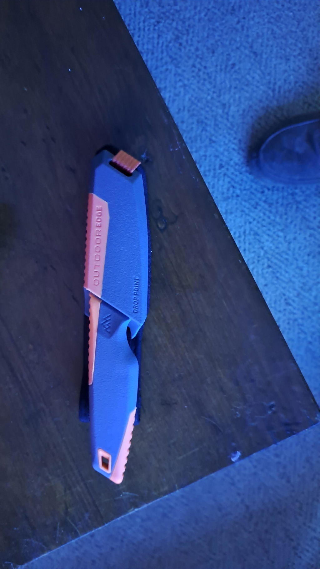 Outdoor Edge Vantex Drop Point Jagdmesser mit Scheide titan