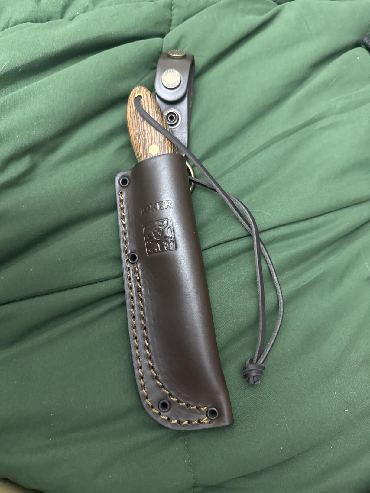 Joker Canadiense CB114 Jagdmesser Bocote rostfrei