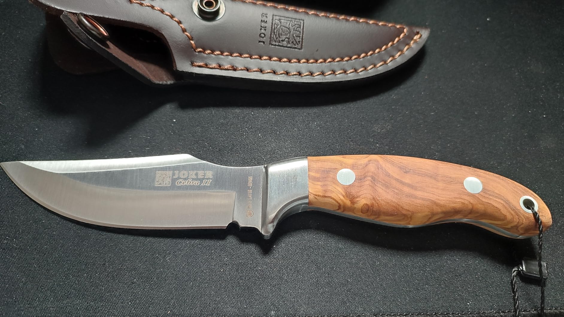 Joker Cebra II CO40 Gürtelmesser Olivenholz 11 cm