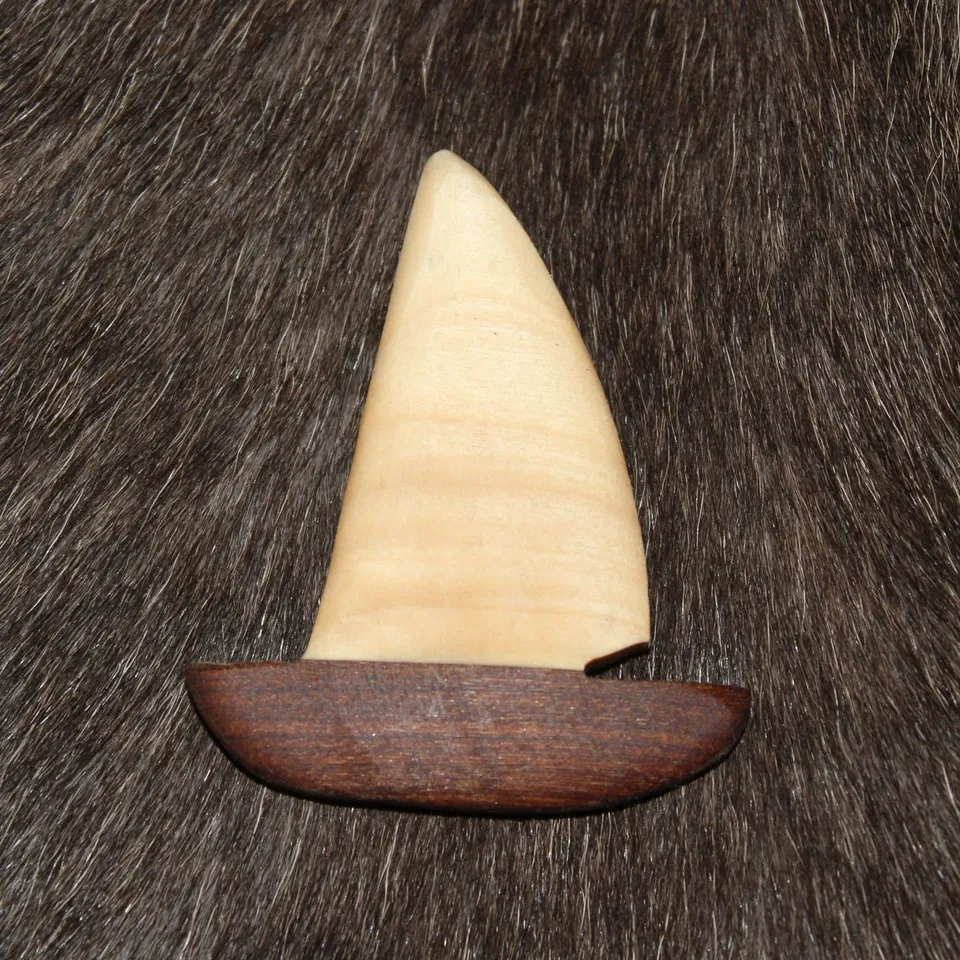Wood Jewel Segelboot Magnet Birke