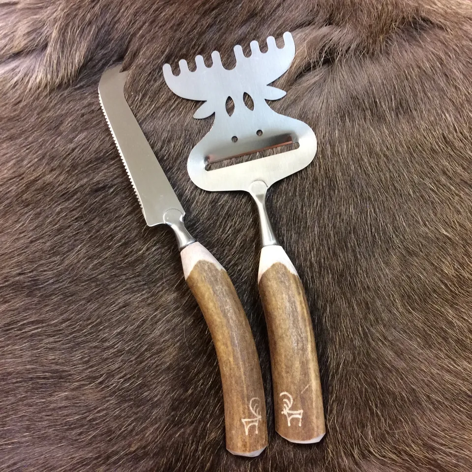 Wood Jewel 42XH Käseset Elch Rentierhorn 2-teilig Hobel