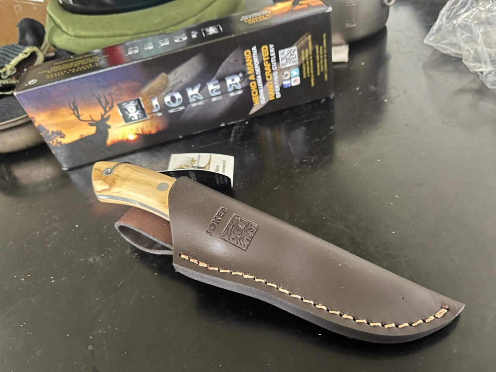 Joker Pantera CO16 Jagdmesser Olivenholz 10 cm Lederscheide