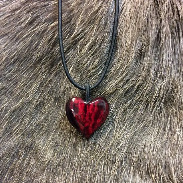 Wood Jewel Heart Gummikette Herz weinrot
