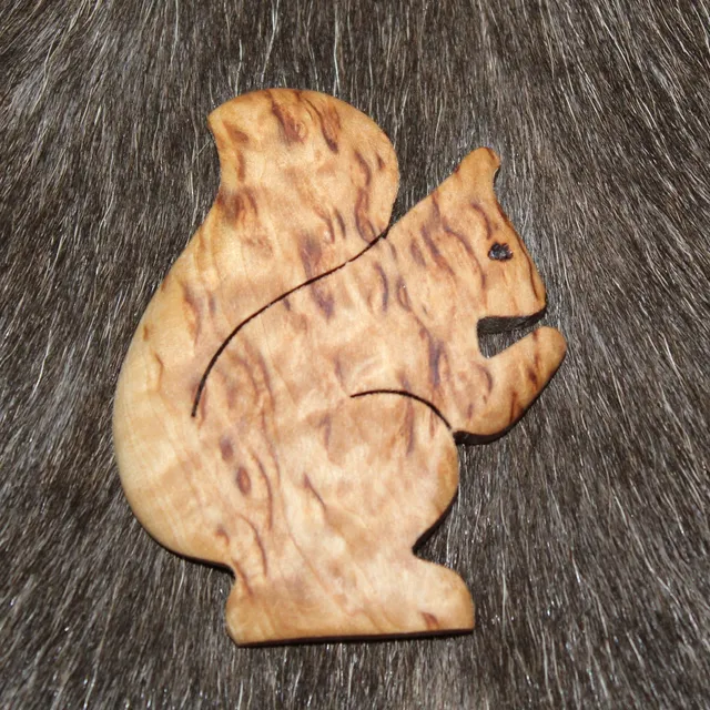 Wood Jewel Magnet Eichhörnchen Birke Holz