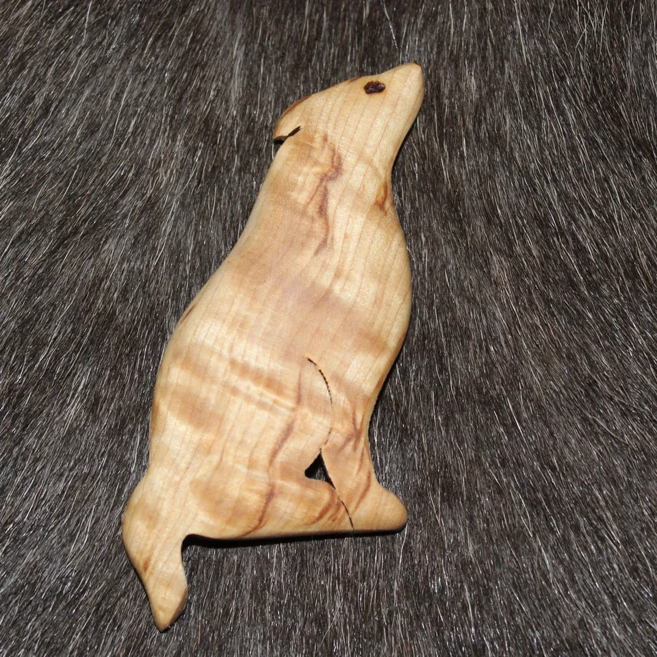 Wood Jewel 2111b Magnet Wolf sitzend Maserbirke