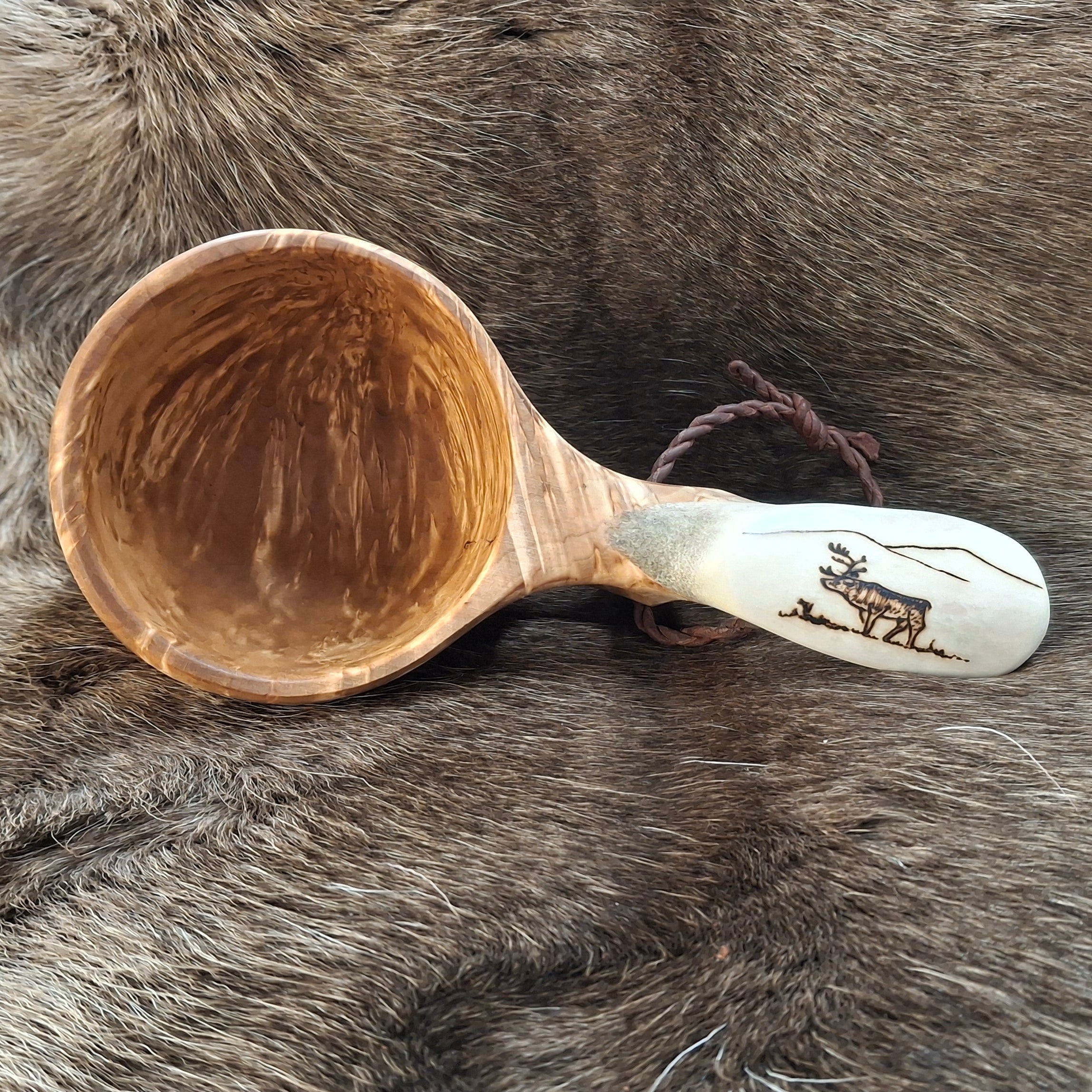 Wood Jewel 13KVv Kuksa Maserbirke Horn 1,5 dl