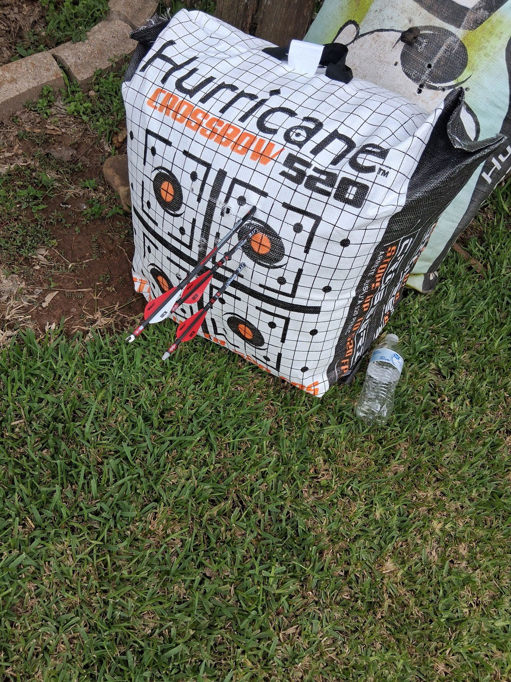 Barnett Hyper Whitetail 410 Armbrust Hyperflite 410 fps