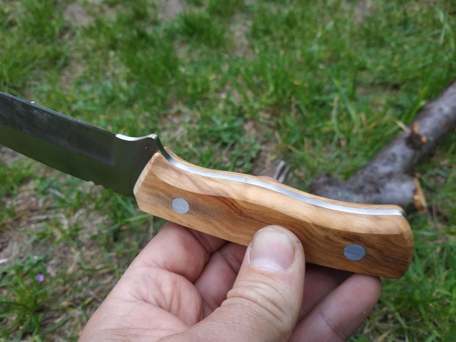 Joker Arrui CO63 Jagdmesser 12 cm Olivenholz