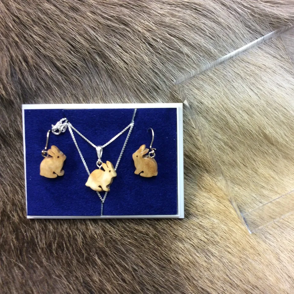 Wood Jewel Rabbit Schmuckset Birke Kette Ohrringe