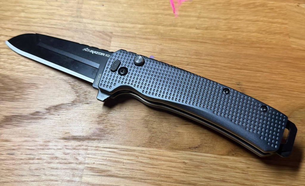Outdoor Edge Razor XD3 Wechselklingenmesser mit Säge