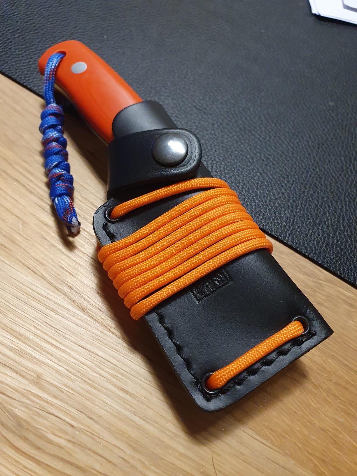 Joker Erizo TS1 CN81 Jagdmesser Orange 7,5 cm Micarta