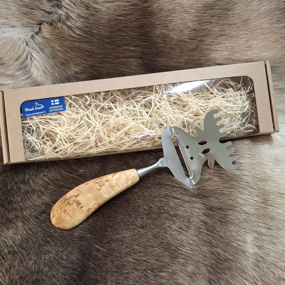 Wood Jewel 40C Käsehobel Maserbirke Elch Geschenkbox