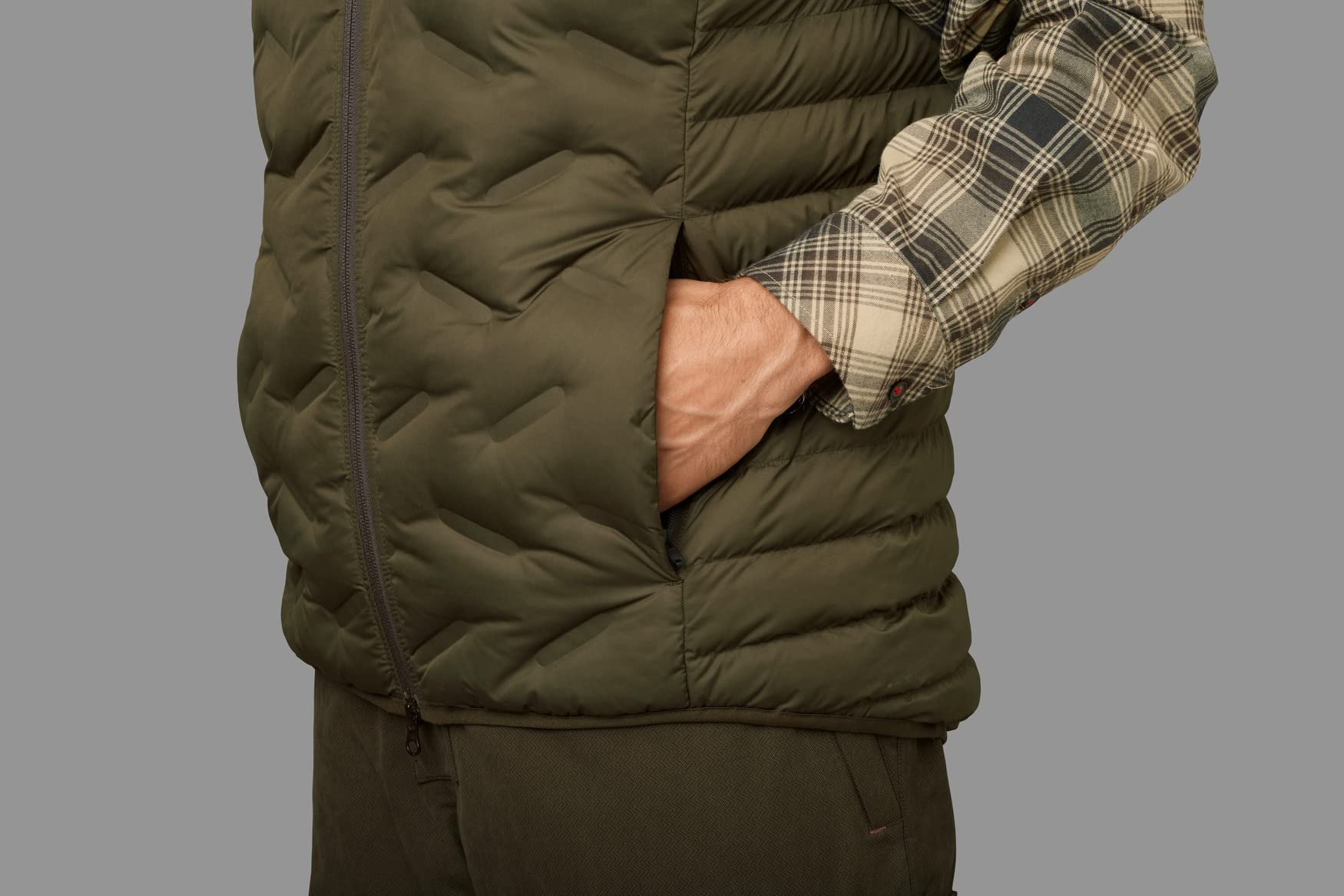 Härkila Driven Hunt Insulated Weste M Willow Green isoliert