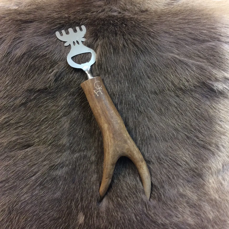 Wood Jewel 12SH Flaschenöffner Hirsch Rentierhorn