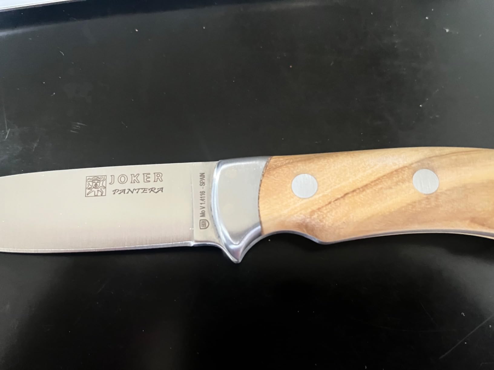 Joker Pantera CO16 Jagdmesser Olivenholz 10 cm Lederscheide