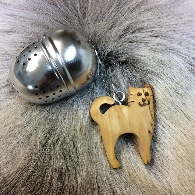 Wood Jewel Teekugel Katze stehend Birke Edelstahl